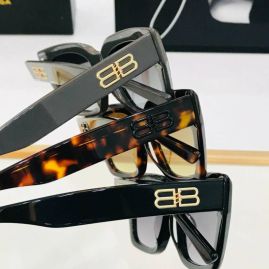 Picture of Balenciga Sunglasses _SKUfw55135496fw